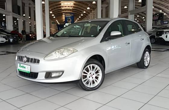 FIAT BRAVO 1.8 ESSENCE 16V FLEX 4P MANUAL